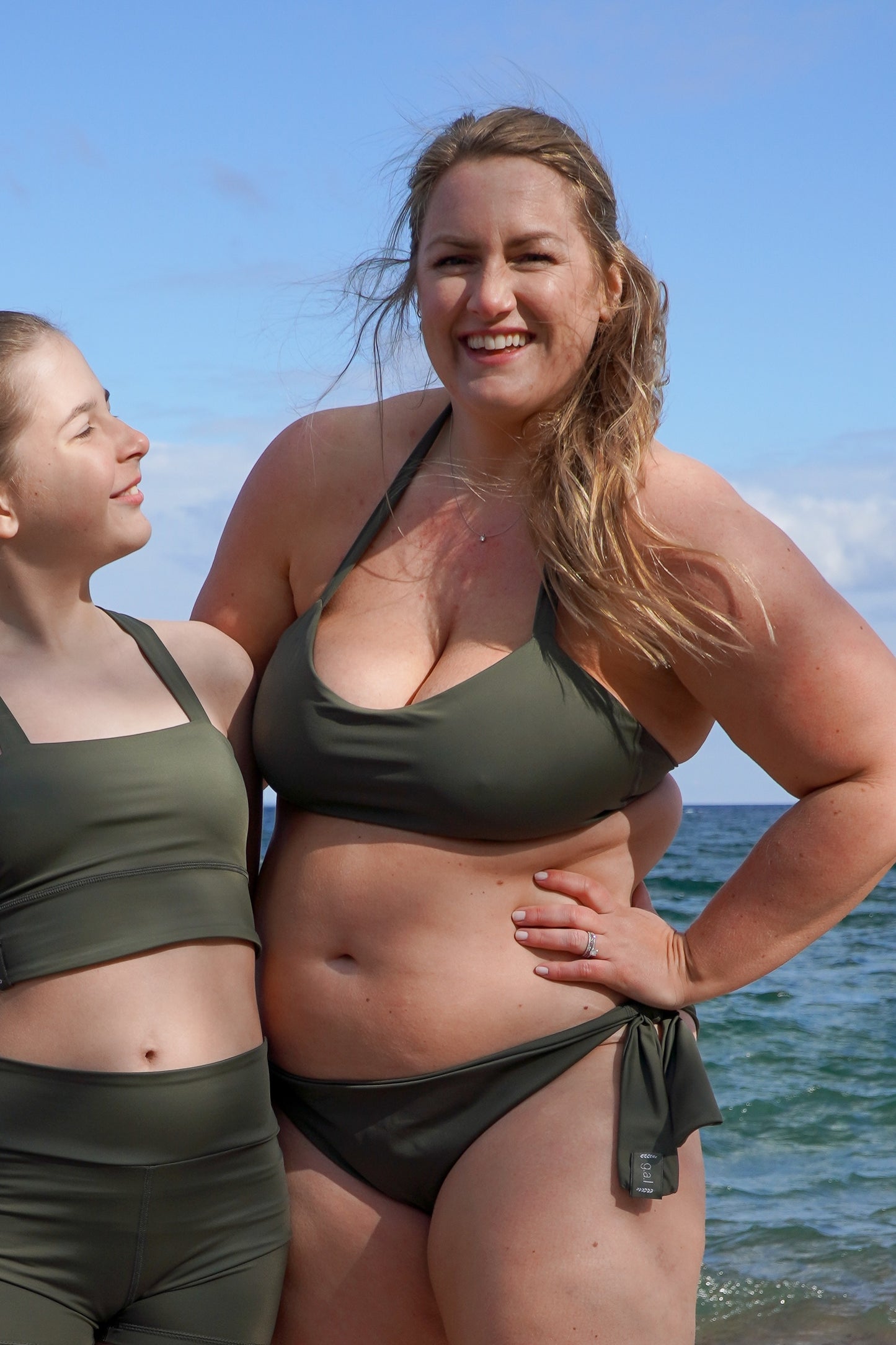 Thursday Thrills - Bikinitrosor med knyt - Olivgrön - XL