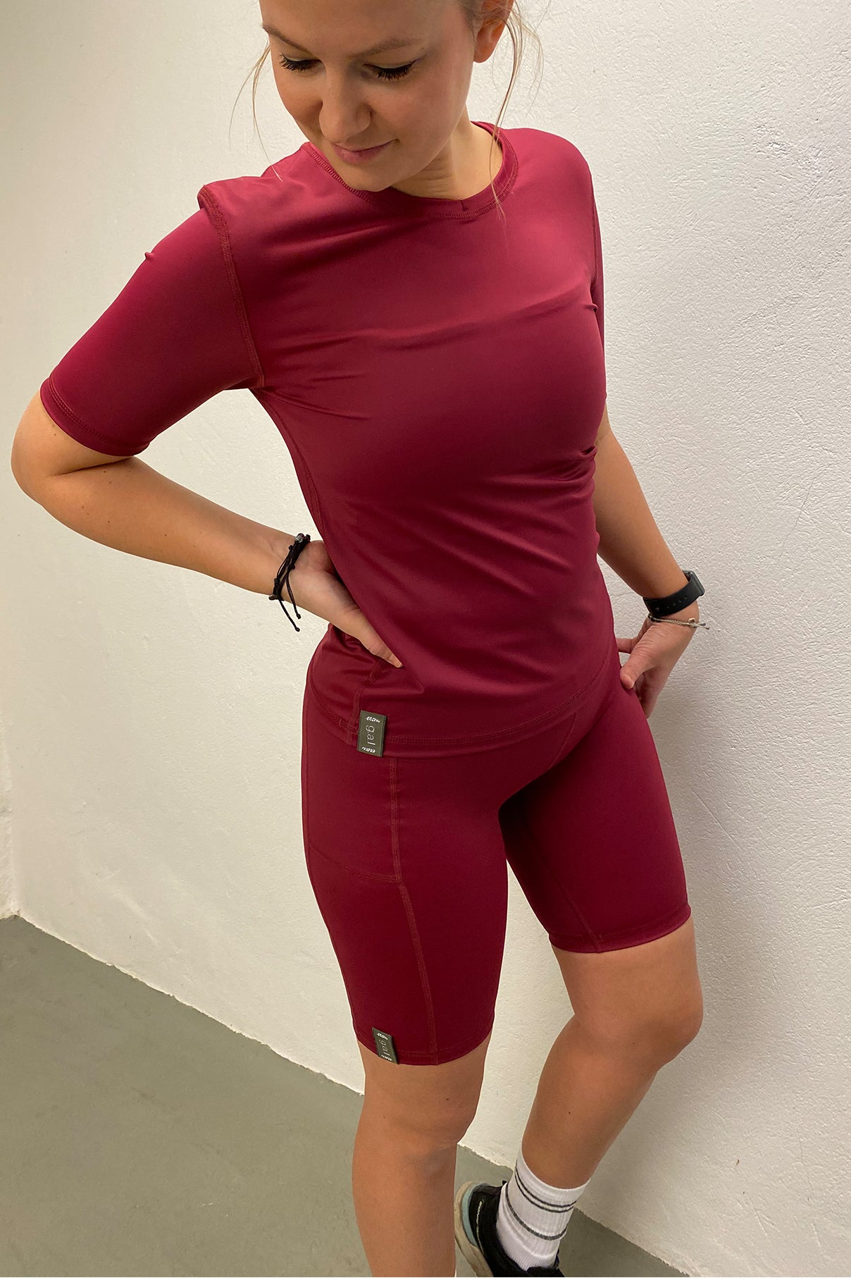 Windy Wednesday - T-shirt - Bordeaux - S