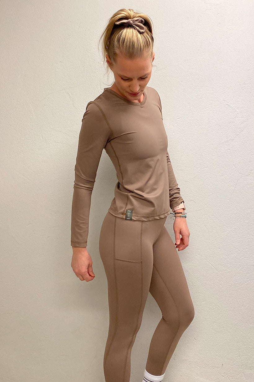 Windy Wednesday - Long sleeve T-shirt - Desert