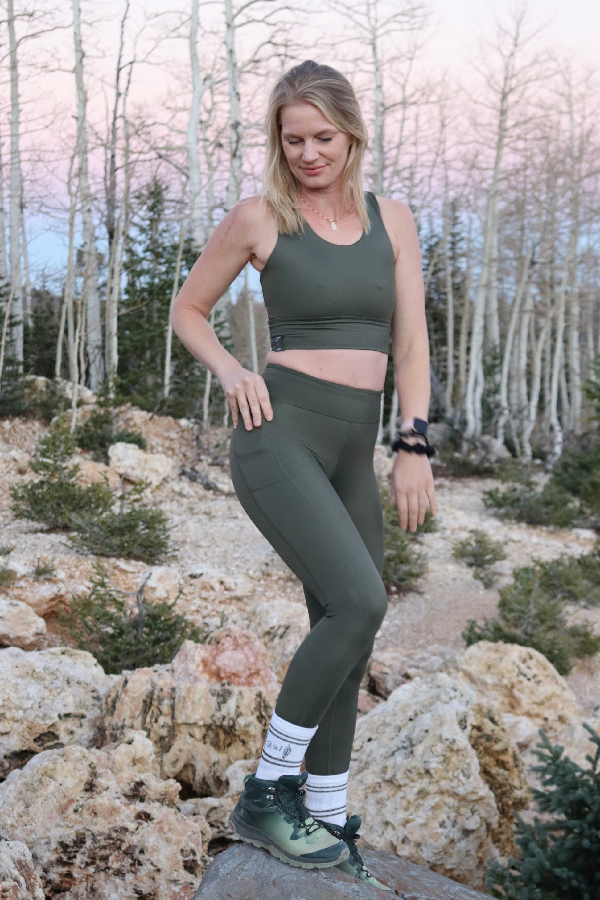 Windy Wednesday - Leggings - Olive green – green.active.lifestyle